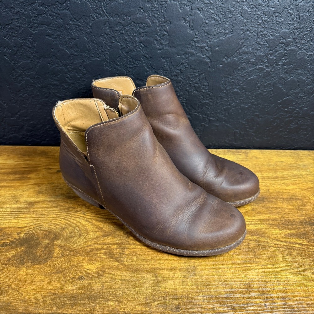 Clarks Unstructured Un Adorn Zip Brown Leather Ankle Boots Womens Size 6 M